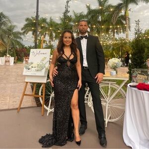 FASHION NOVA Black sequence dress